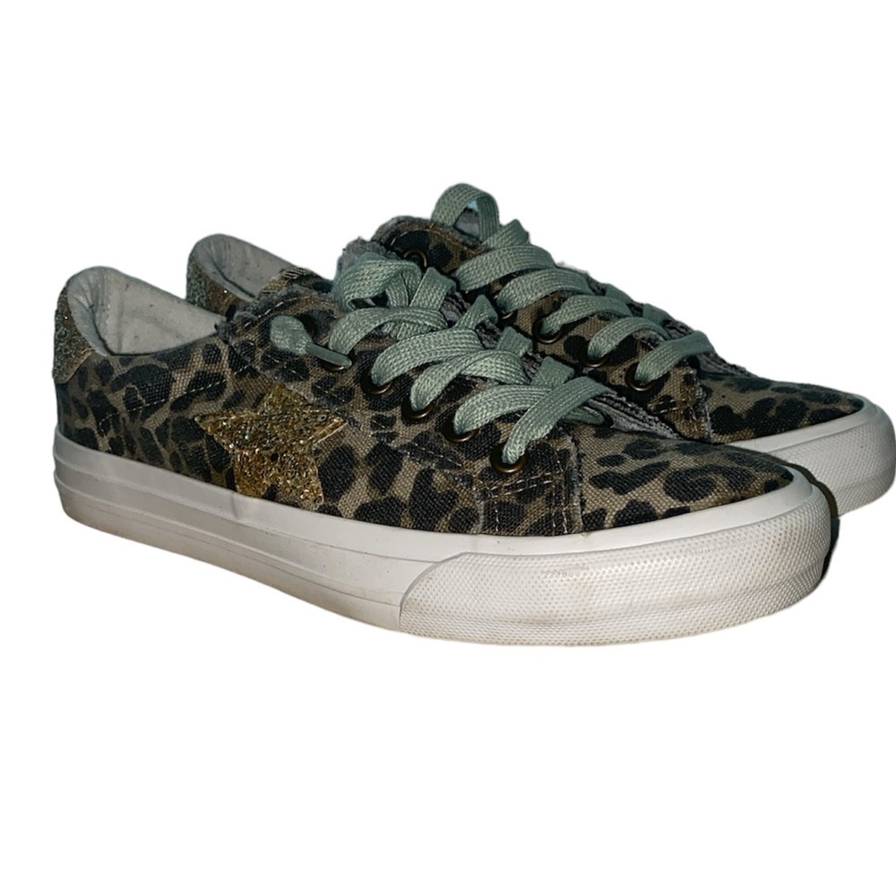 Very G Cosmic fashion sneaker leopard print glitter embellishments size 7 w/box